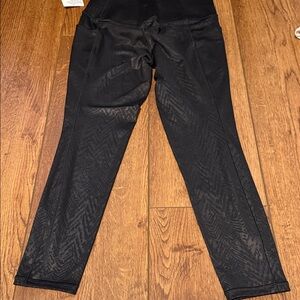 Athlete salutation Black 7/8 Tight with Stash Pocket size M NWT